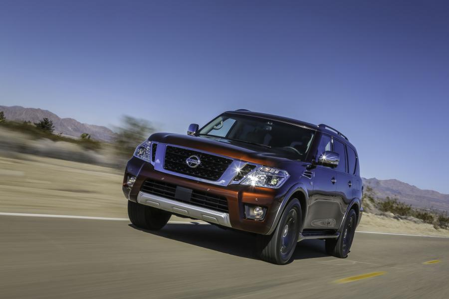  Nissan Armada 2016 года  (фото 25 из 40)